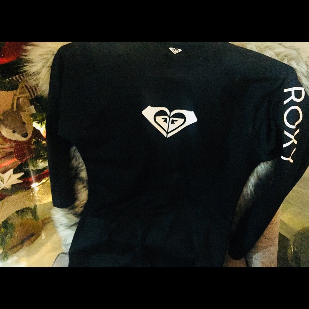 Roxy black sports shirt